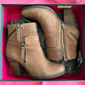 Vince Camuto - women’s booties